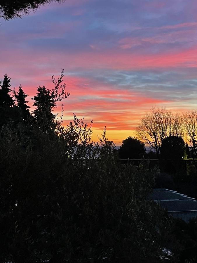 Cassis, Superbe Appartement Avec Terrasse Bagian luar foto